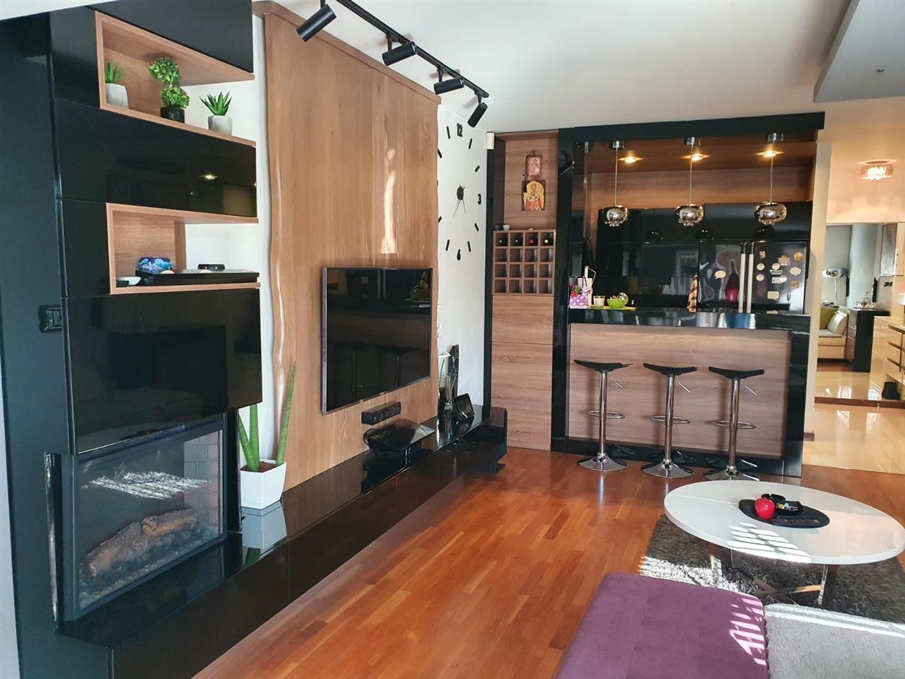Apartment Image 8